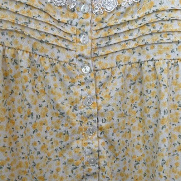 LAURA ASHLEY  YELLOW Calico DITSY SHORT Slv trad wife soft Night Gown SIZE Lg - Picture 4 of 10